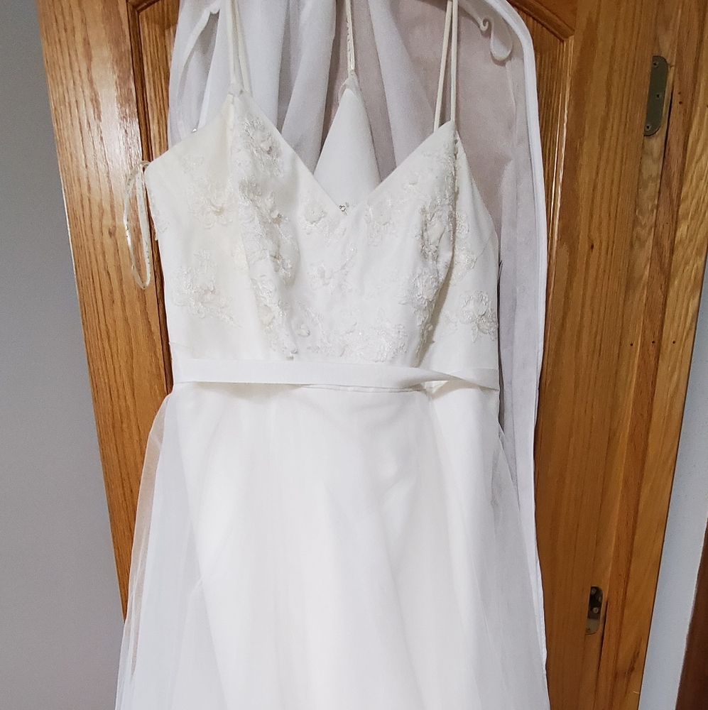 Wedding dress